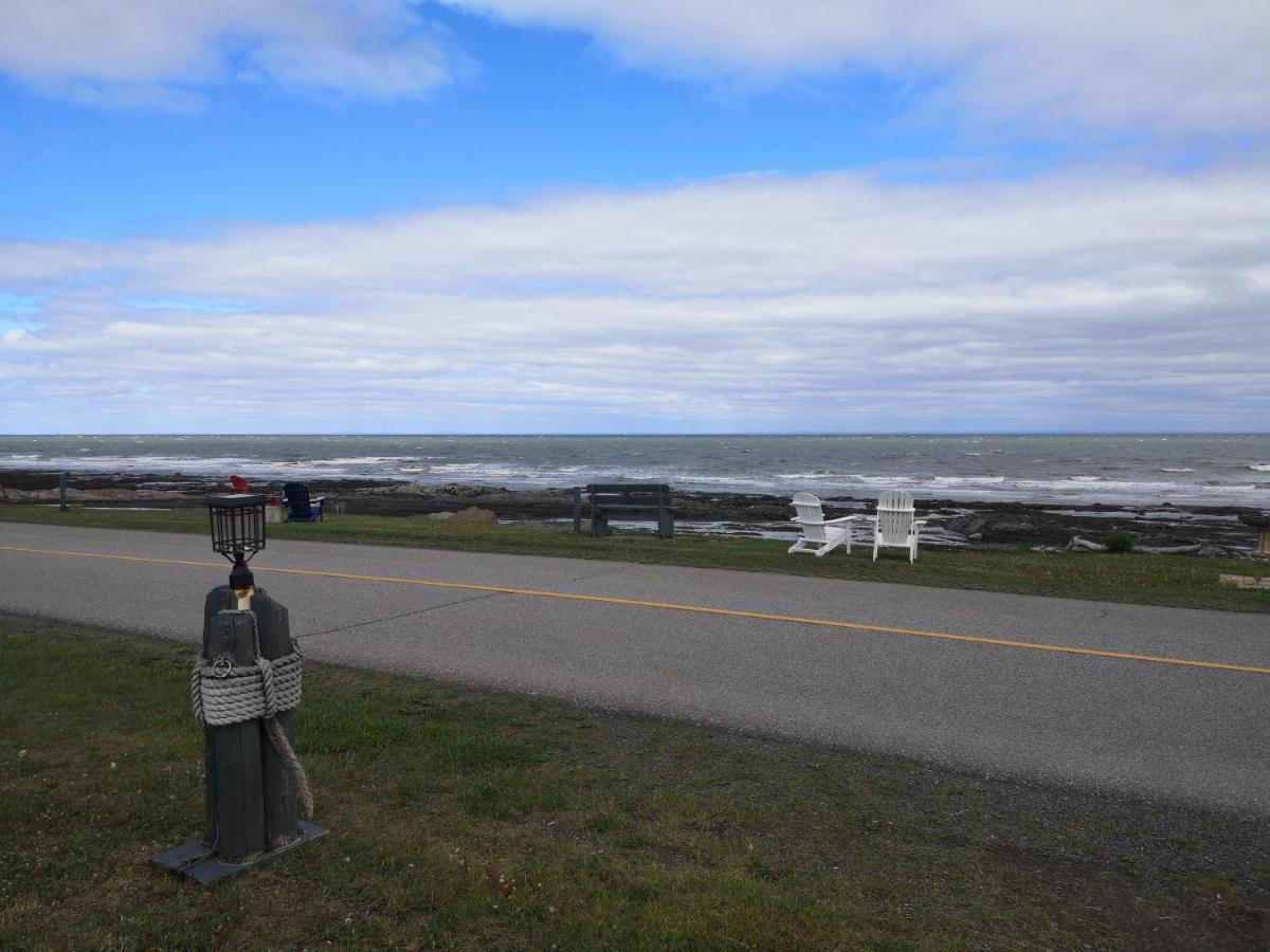 Les Cabines Du Phare Rimouski Eksteriør bilde